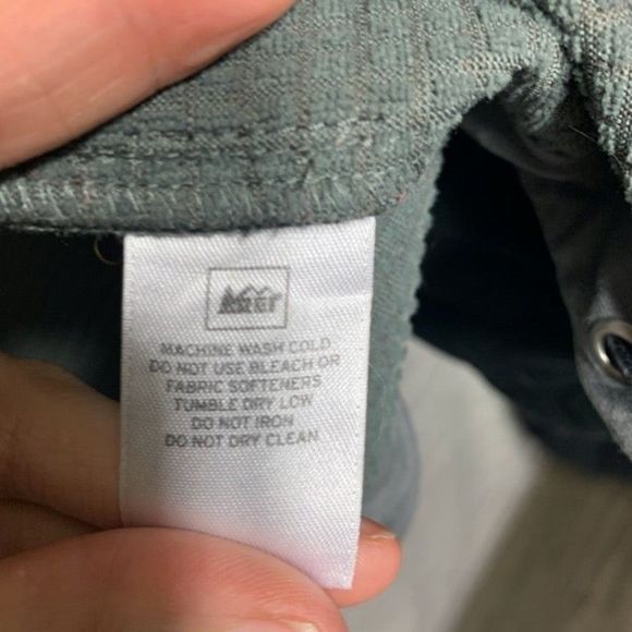 REI Black Zip Up Fleece Vest Large - Picture 6 of 7